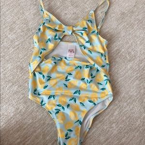 Girls one piece bathing suit